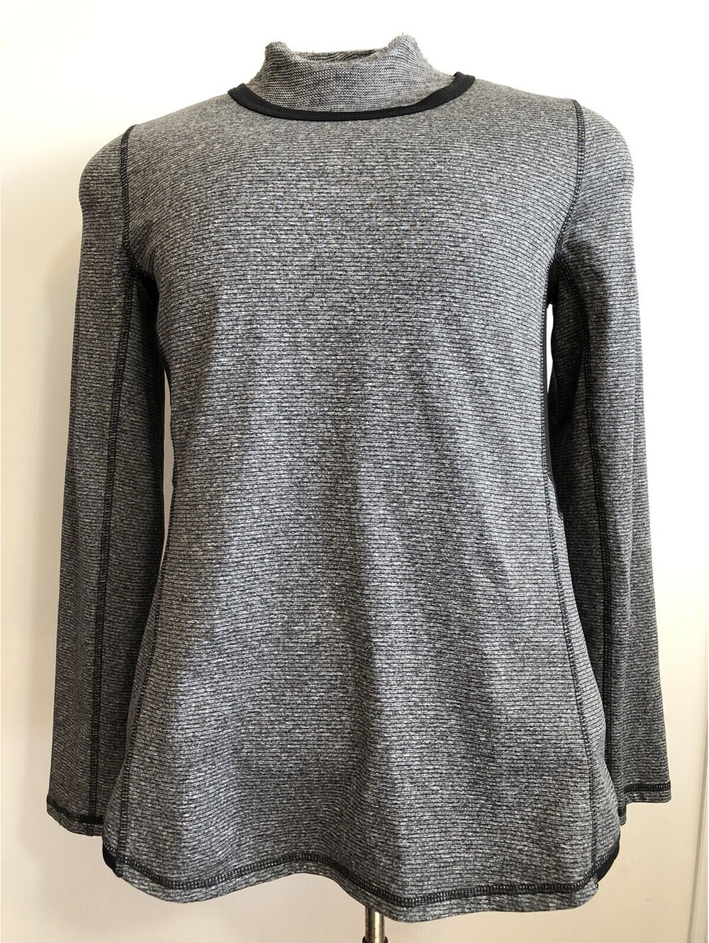 Tech Gear Elements Series Mens Large Grey Black Textured Longsleeve Top Stretch